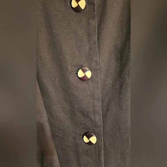 Black Button-Up Jacket. 3/4 Sleeves. Flare Sleeves. Size M - Picture 7 of 7